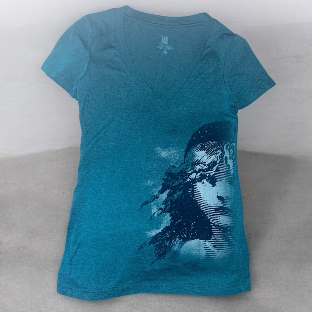 🍪 Les Miz Teal V-Neck T-Shirt M